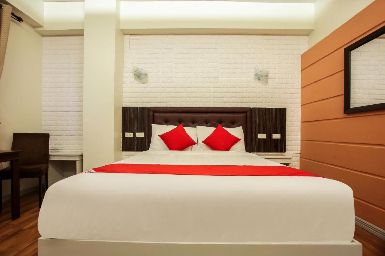 Super Oyo Capital O 786 Kwe Hotel And Resort Angeles Exterior foto